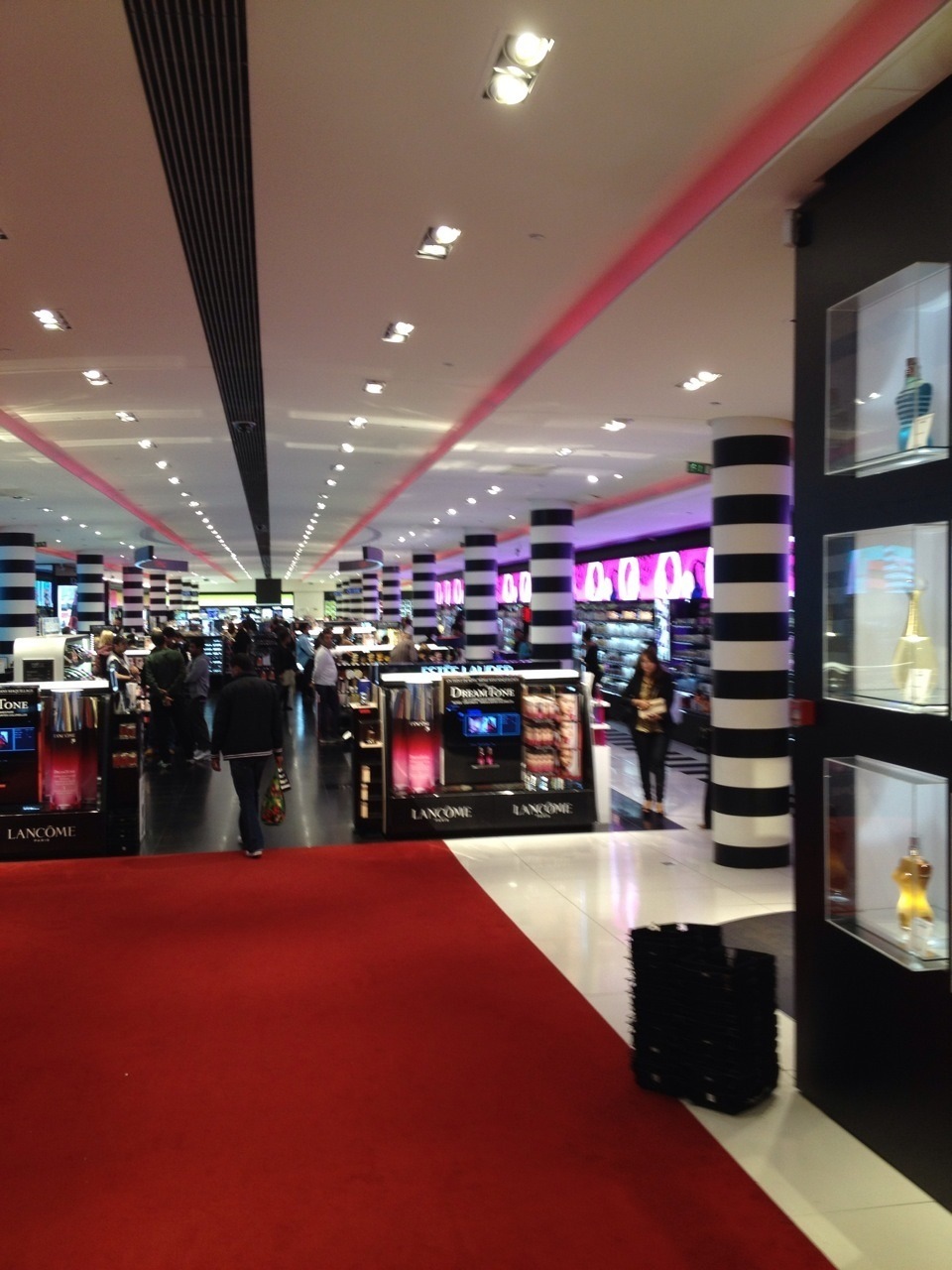 Sephora Champs Elysees Christmas 12